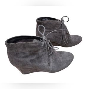 Clarks Artisan‎ Women’s Brown Suede Wedge Lace Up Ankle Boot Size 7.5